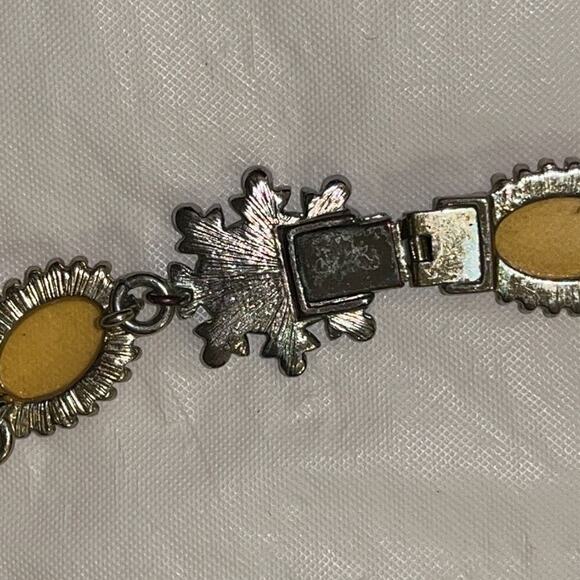 Banana Republic floral yellow Gold Jewel Statement Necklace - Picture 7 of 10